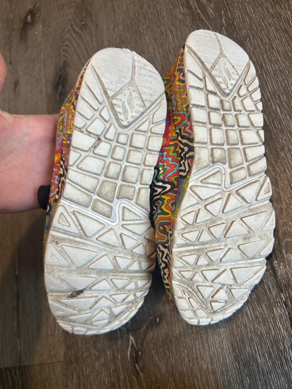 Skechers Kids Jen Stark 1Y Multicolor Psychedelic Pattern Sneakers - Picture 4 of 7